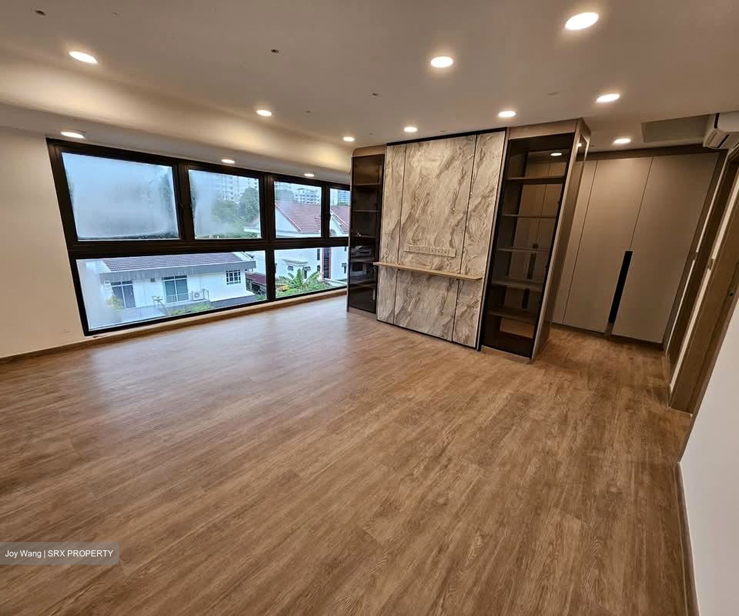 Shrewsbury Road (D11), Terrace #557722141